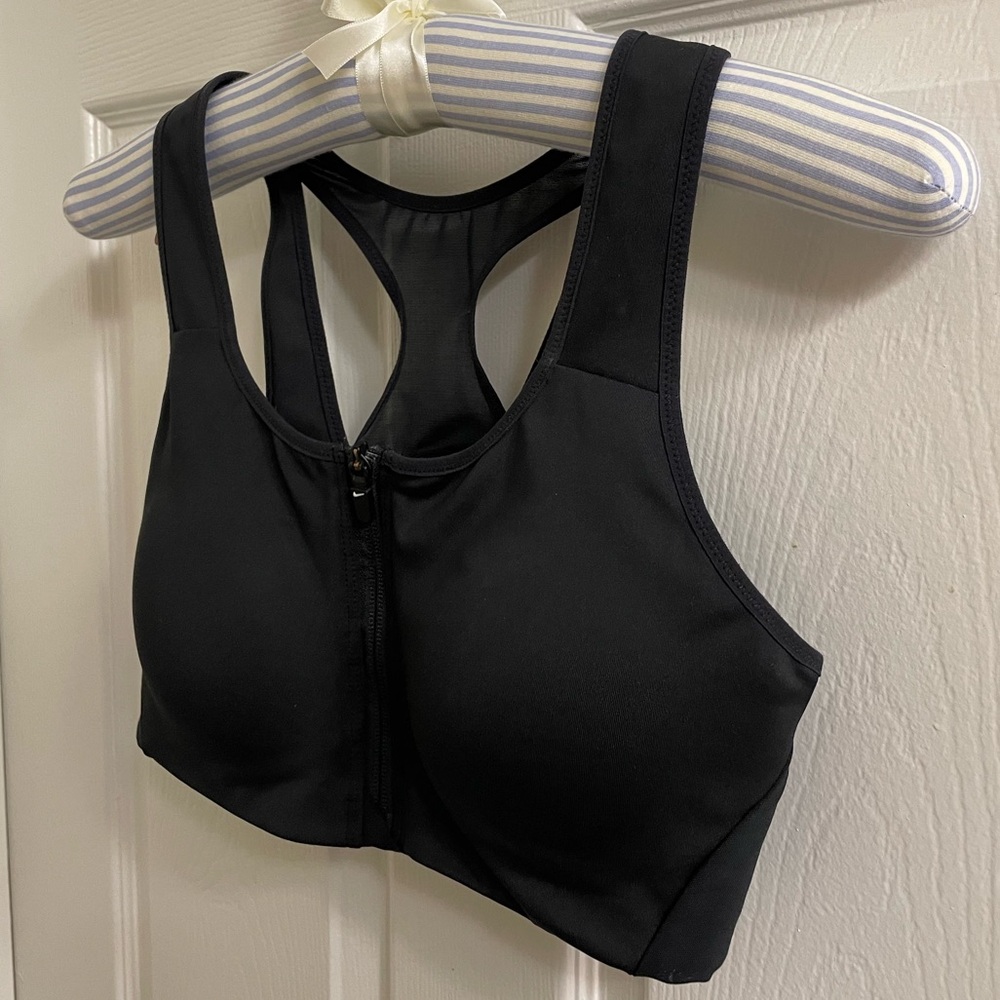 Nike Black Racerback padded Sports Bra, Medium - Picture 13 of 14
